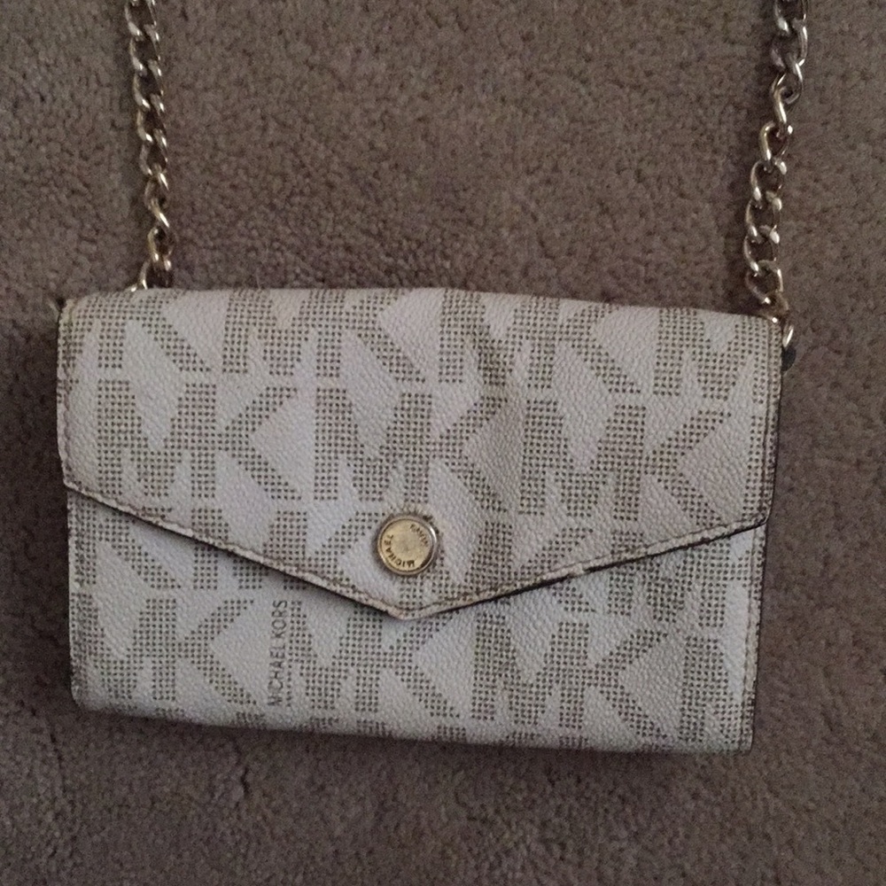 Michael kors small cross body
